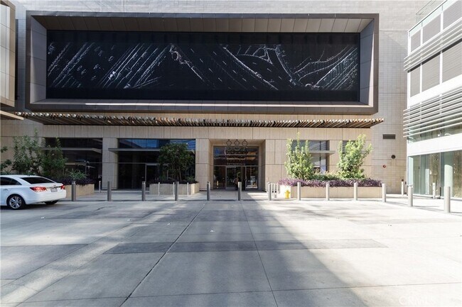 Building Photo - 889 Francisco St