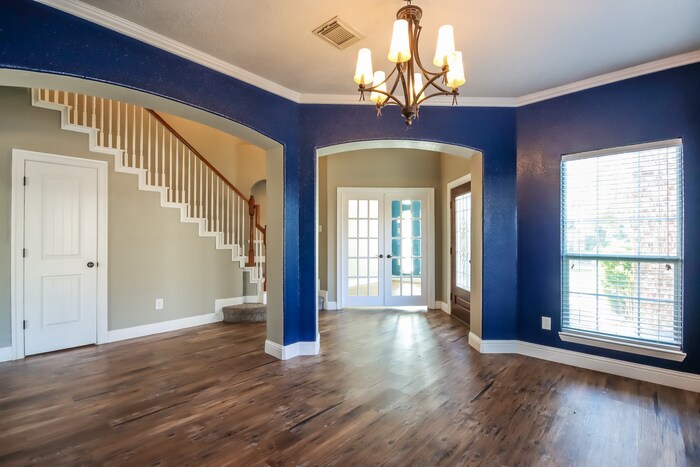 Building Photo - 3119 Hummingbird Ln
