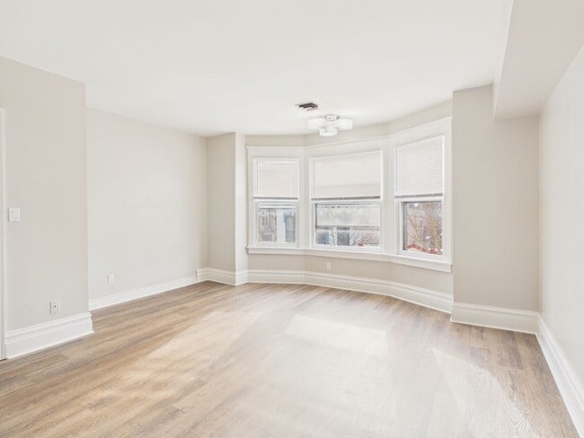 Building Photo - 1005 N 3rd St