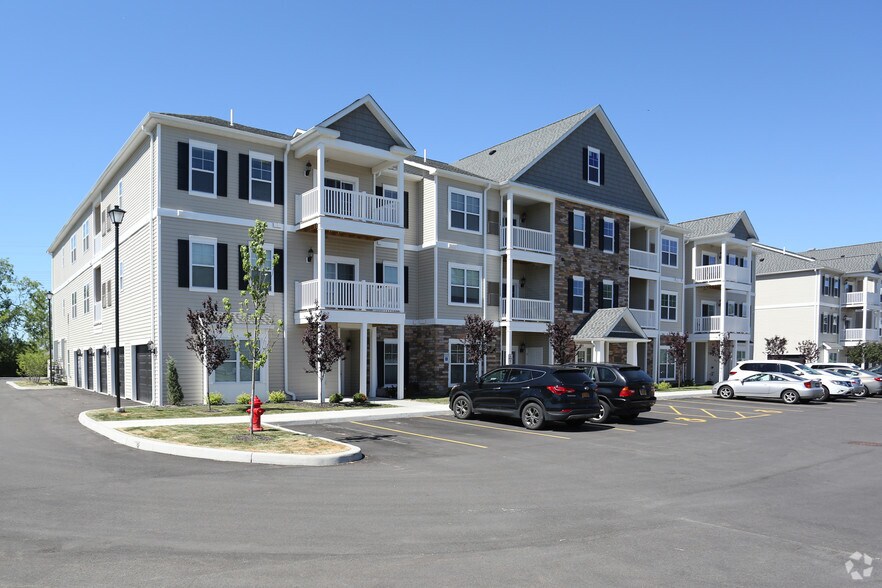 Strathmore Apartments 4501 Chestnut Ridge Rd Amherst NY 14228