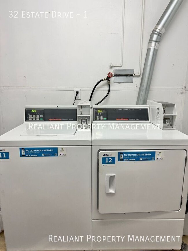 Building Photo - 32 Estate Dr