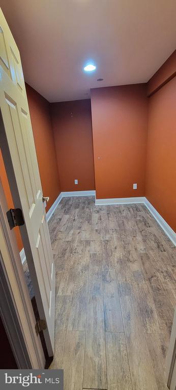 Building Photo - 1 N Commerce Square