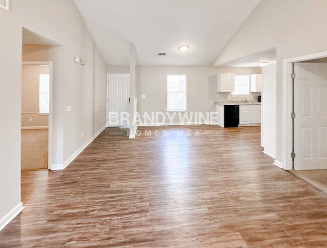 Building Photo - 1414 Waterton Trail