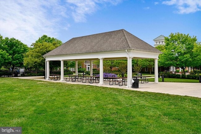 Building Photo - 7548 Morris St