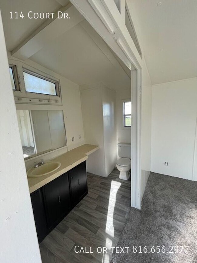 Building Photo - Mobile Home for Sale or Rent Near Lee's Su...