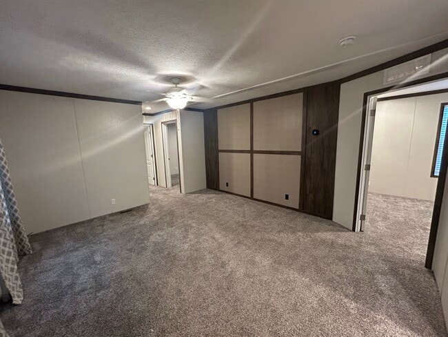 Building Photo - 72 W Arizona