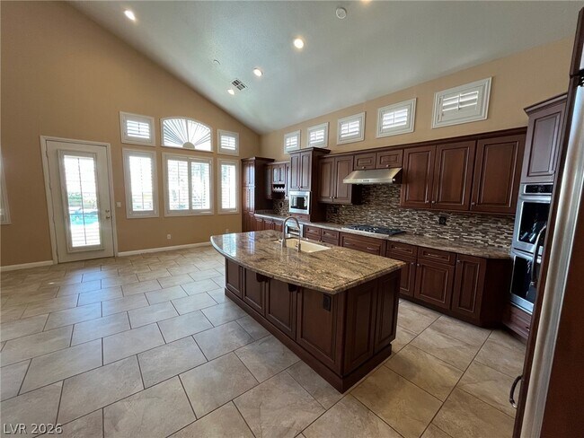Building Photo - 10619 Sunwind Ave