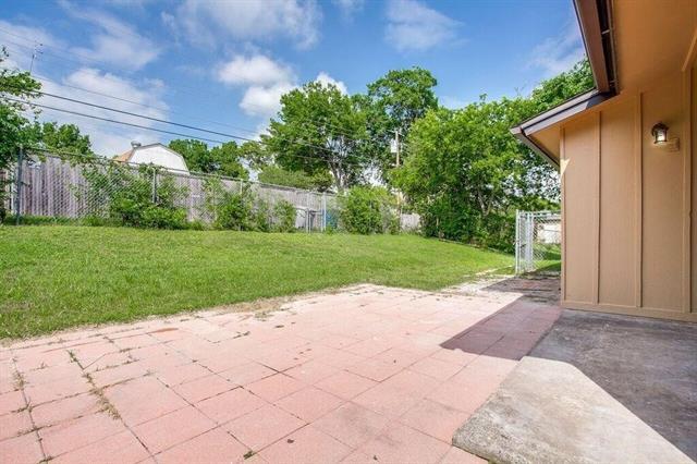 Building Photo - 1723 Windchime Dr