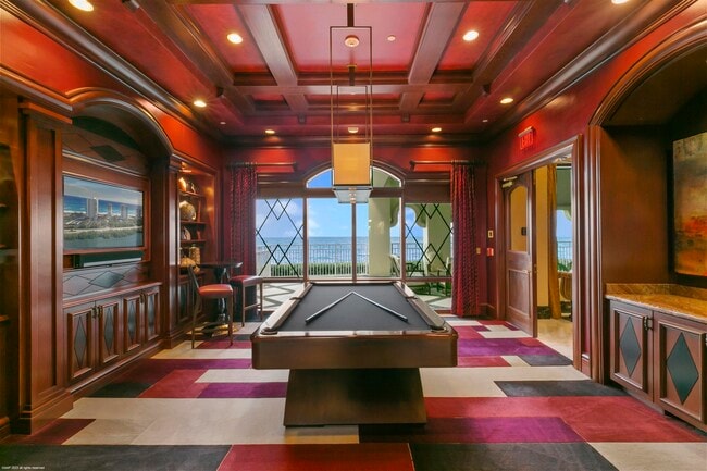 Building Photo - 5310 N Ocean Dr