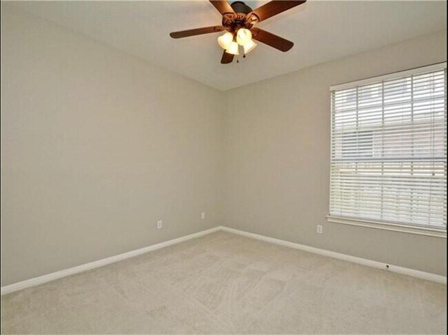 Building Photo - 15022 Galena Dr