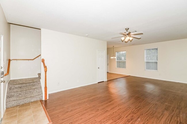 Building Photo - 5806 Le Carpe Plantation Ct