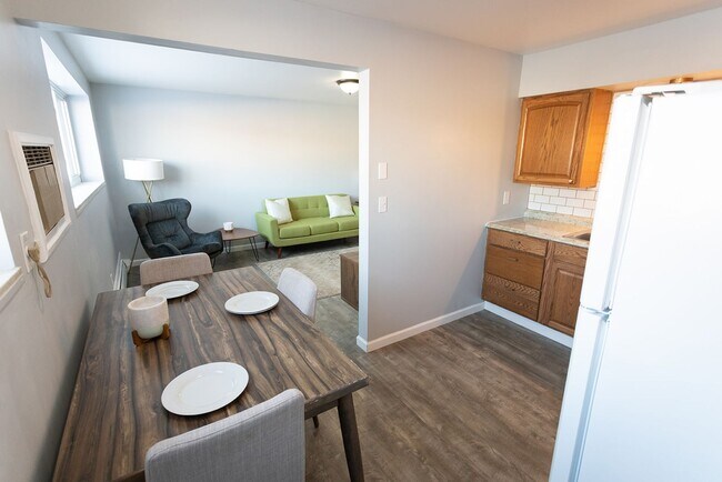 Building Photo - 2917 Harwick Dr