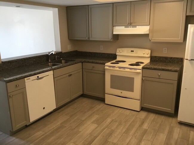 Building Photo - 12314 Fox Hound Ln