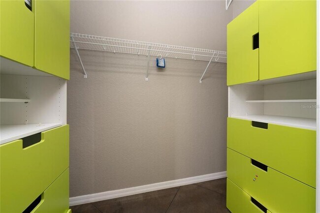 Building Photo - 2893 Whispering Trails Dr