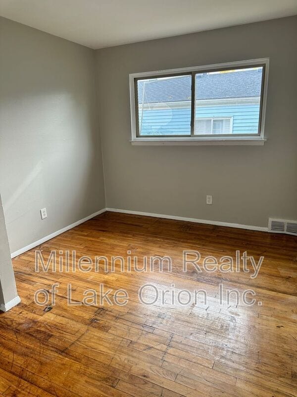 Building Photo - 397 Cameron Ave