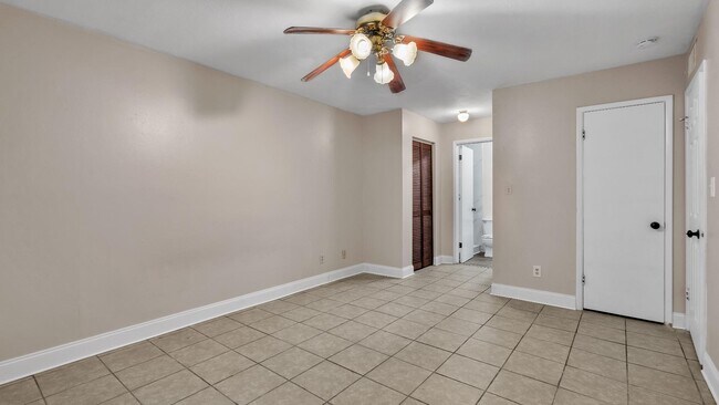 Building Photo - 2121 S San Gully Rd