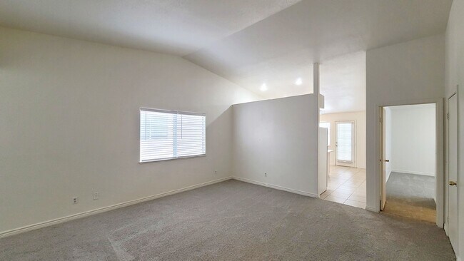Building Photo - 8016 Cimarron Ridge Dr