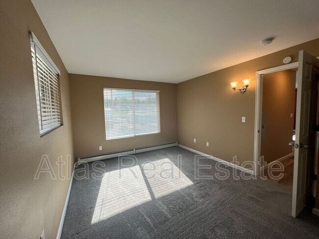 Building Photo - 12111 W Nevada Dr