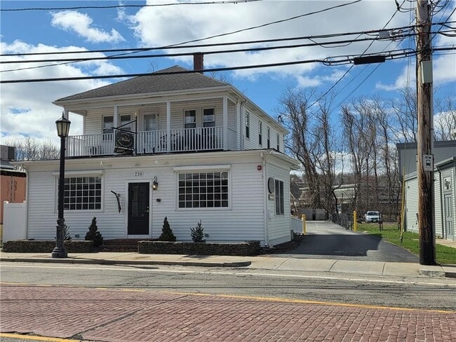 Building Photo - 230 County Rd