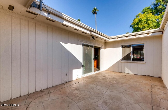 Building Photo - 3932 N Granite Reef Rd