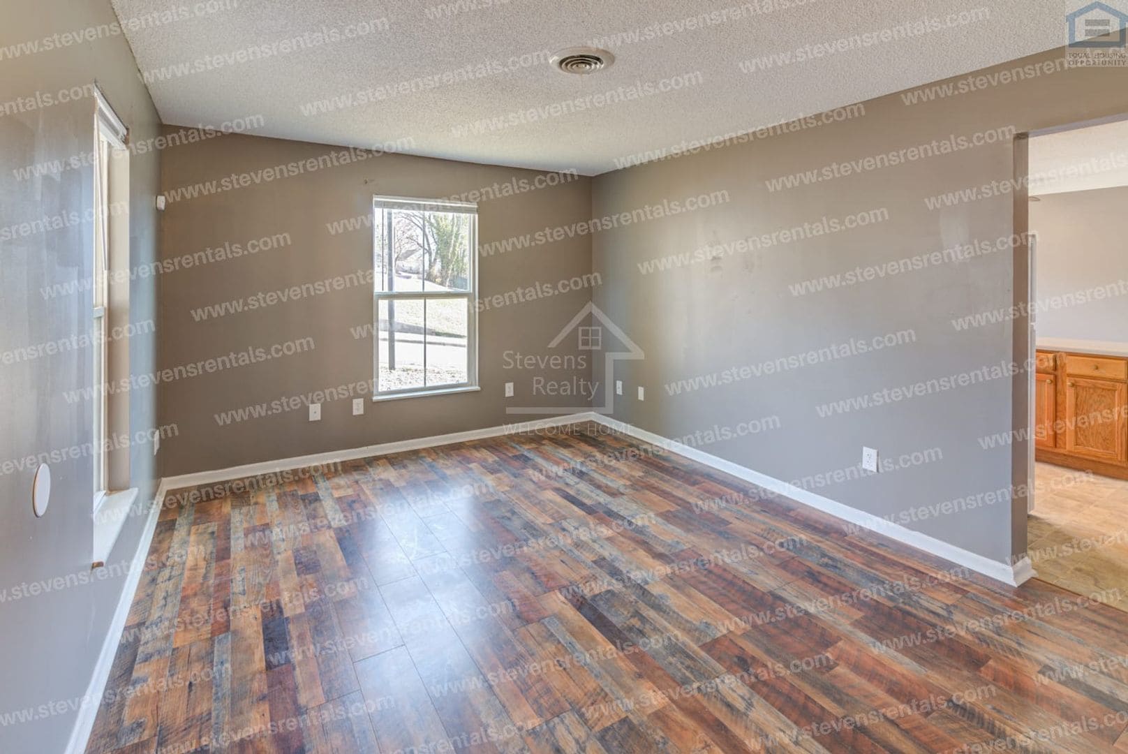 Building Photo - 800 Knoxville College Dr