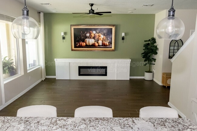Building Photo - 4288 Hibiscus Bloom Dr