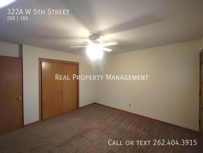 Building Photo - 322 W 5th St