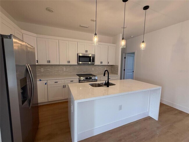 Building Photo - 5486 Riley Ln