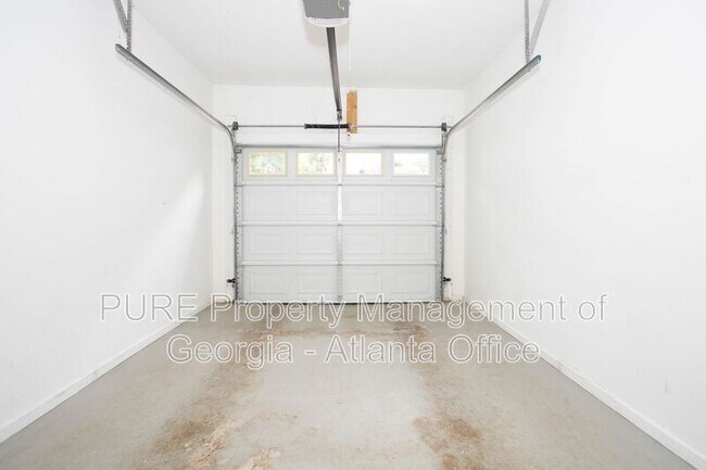 Building Photo - 1697 Paddlewheel Dr NE