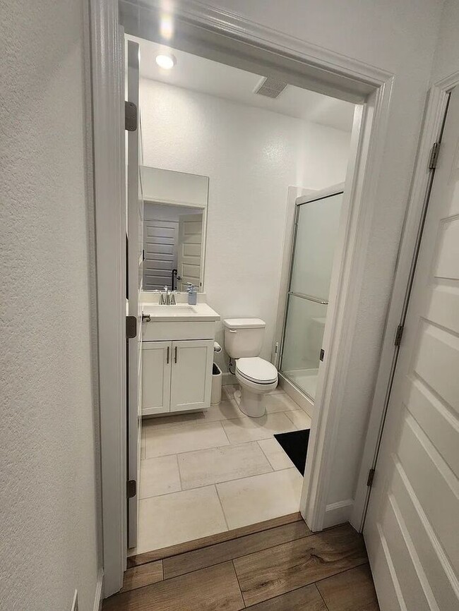 Building Photo - March Move In Special - $300 off First Month's Rent