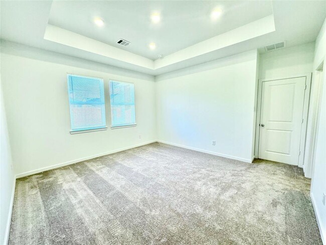 Building Photo - 21823 White Stone Creek Dr