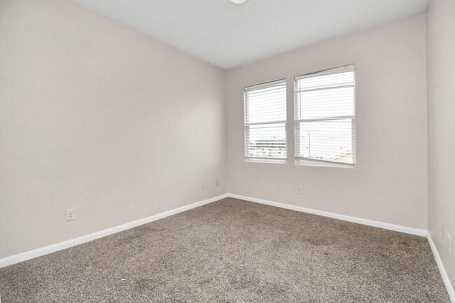 Building Photo - 8706 Beviamo St