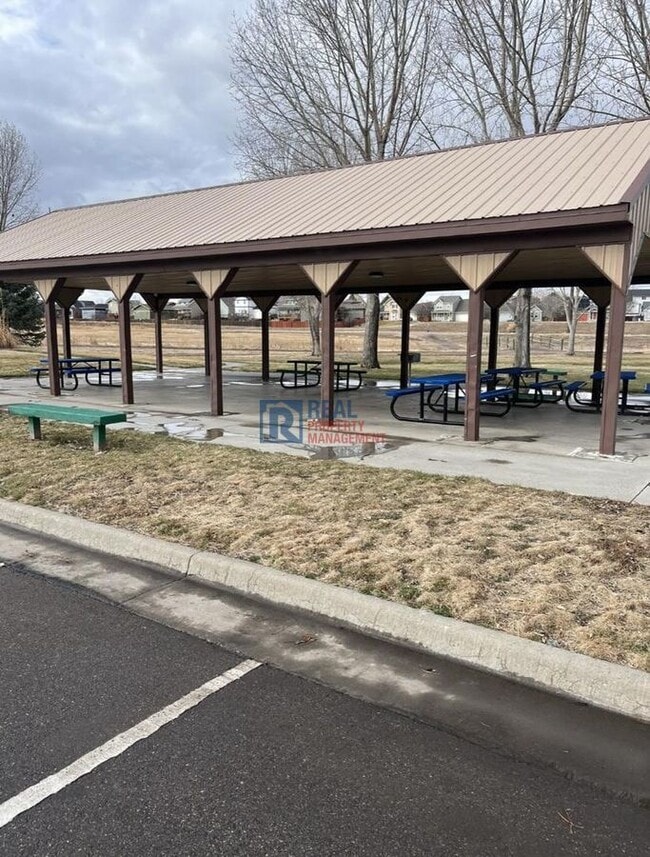 Building Photo - 502 Mallard Dr