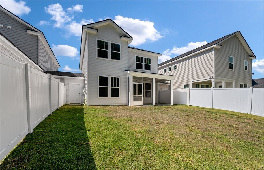 Building Photo - 127 Hawthorne Landing Dr