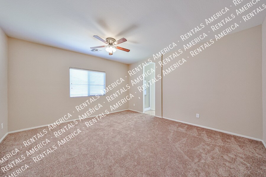 Building Photo - 3416 W la Mirada Dr