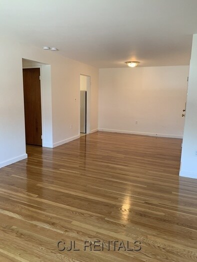 Building Photo - 6 Harris Cir