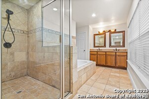 Building Photo - 9130 Windgarden Cir