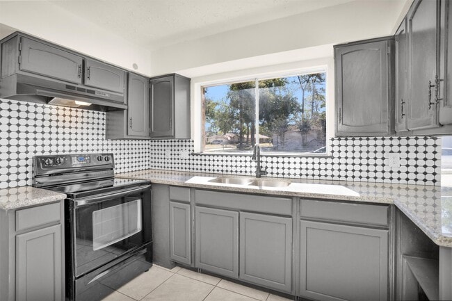 Building Photo - 2126 Millhouse Rd