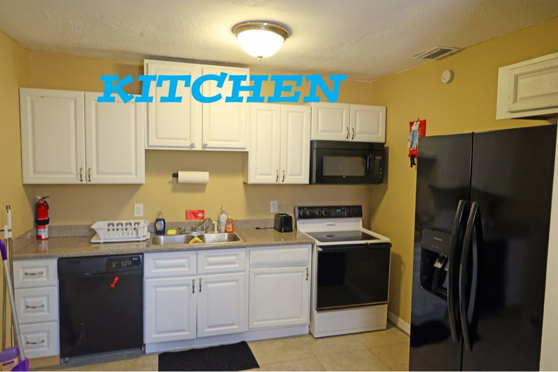 Building Photo - 1045 Ontario St