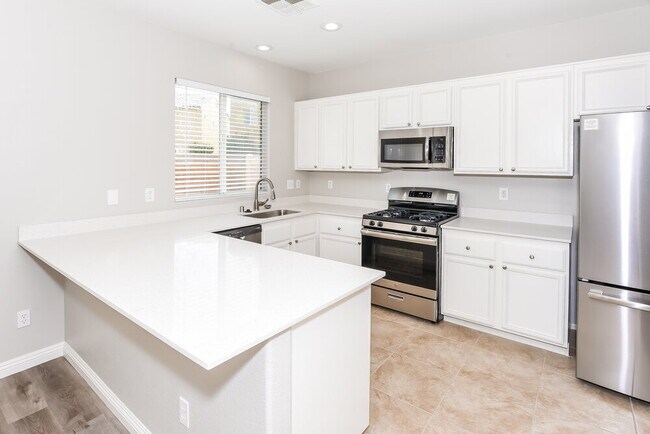 Building Photo - 4028 Oliver Sagebrush Dr
