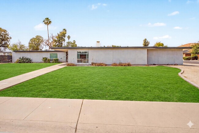 Building Photo - 2800 S Bala Dr