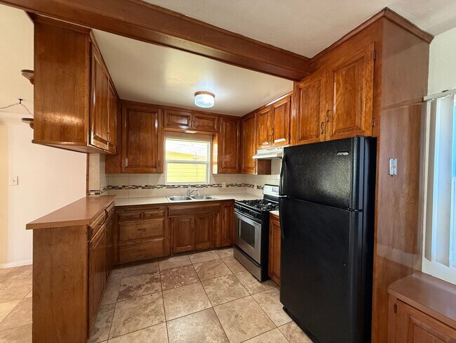 Building Photo - North Park 2/2+ Bonus room, garage and rea...
