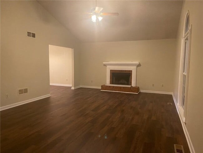 Building Photo - 4586 Stewart Reilly Dr