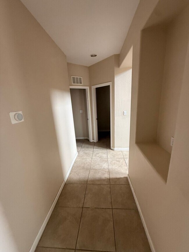 Building Photo - 11425 Mondego Dr