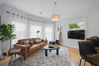 Building Photo - 544 36th St