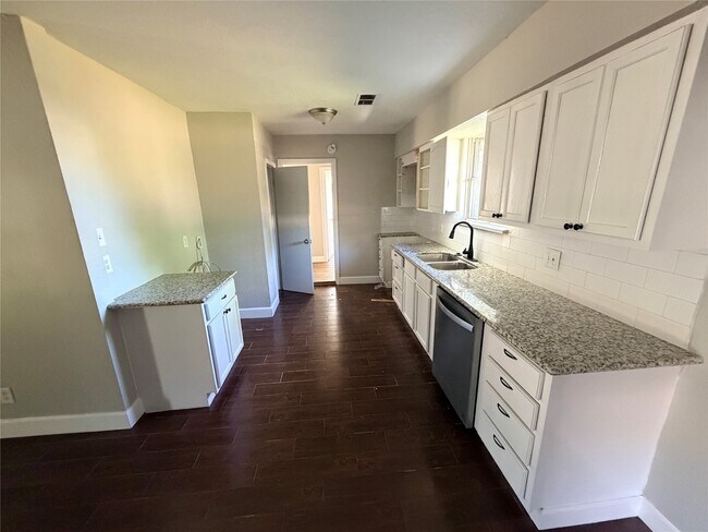 Building Photo - 8306 Minnesota St