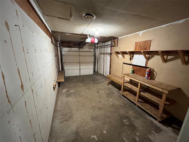 Building Photo - 1841 S Perry Rd