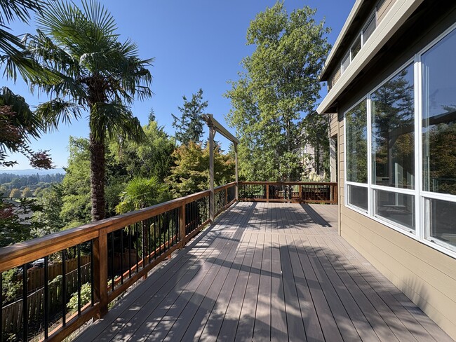 Building Photo - 10630 SW Kable St