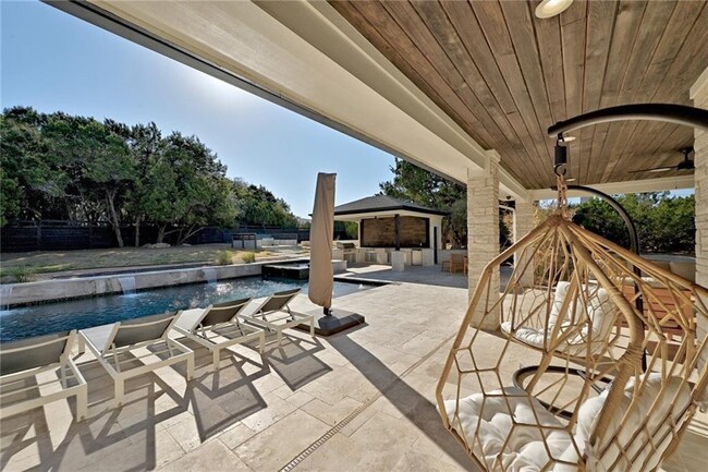 Primary Photo - 703 Cottonwood Creek Dr
