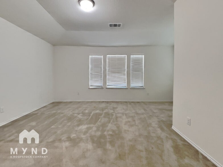 Building Photo - 17310 Headstock Rd